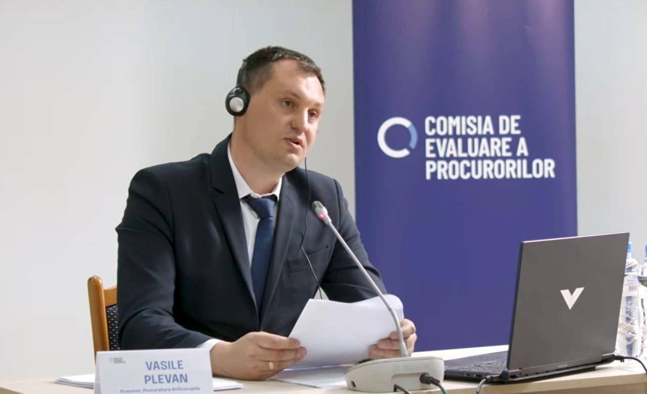 Plângere, depusă la ANI  împotriva procurorului Vasile Plevan din cauza poștei de serviciu.