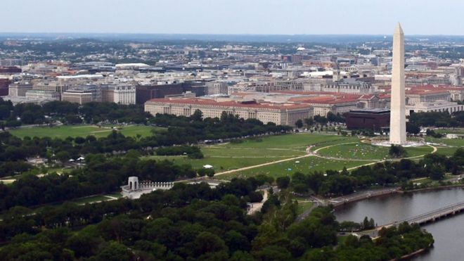 В США арестован мужчина, собиравшийся взорвать мощную бомбу в Вашингтоне.
