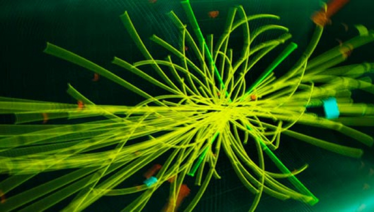 Cu alte cuvinte, se pare că există un boson Higgs cu o masă de 123,5 GeV (gigaelectron volţi) şi unul cu o masă de 126,6 GeV.