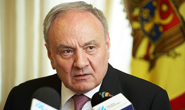 Nicolae Timofti, a cerut organelor de drept să fie foarte vigilente în prevenirea acaparării de către „unele grupări criminale” a bunurilor ce nu le aparțin.