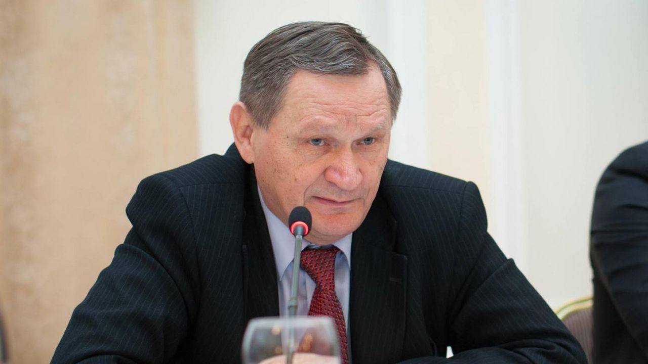 Муравский: Нужно с осторожностью привлекать иностранную рабочую силу.