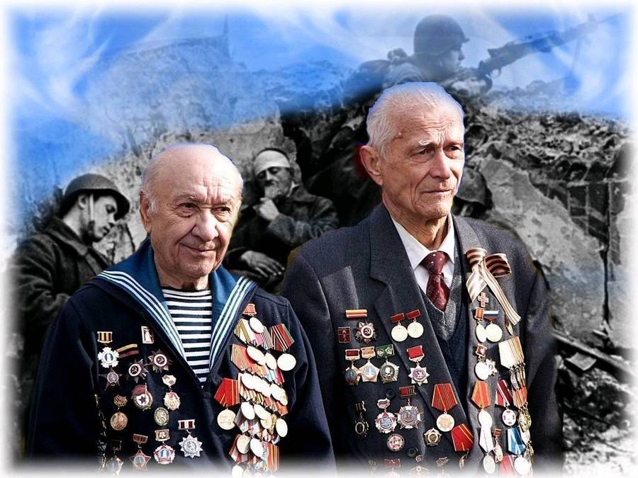 В ходе мероприятия звучали песни военных лет, фронтовиков по традиции угостили кашей из полевой кухни.