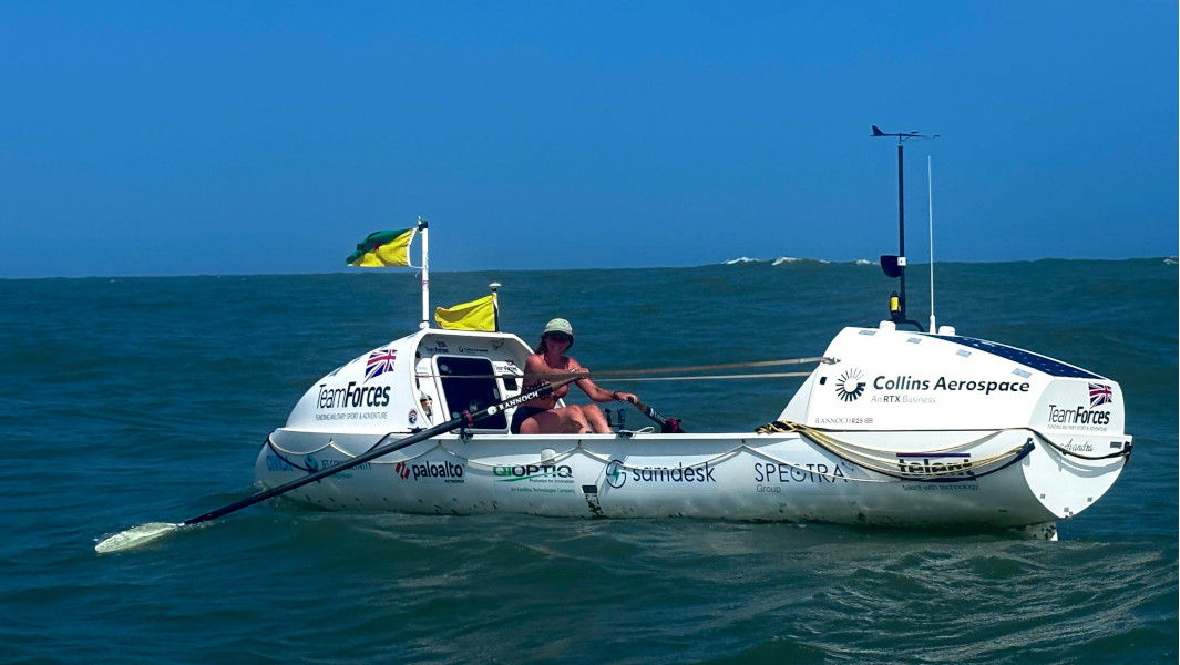 O britanică a traversat Oceanul Atlantic cu barca și a stabilit trei recorduri mondiale.