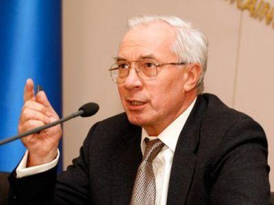 Премьер-министр Украины Николай Азаров заявил, что его страна может приостановить подачу газа по двум веткам украинской газотранспортной системы (ГТС).