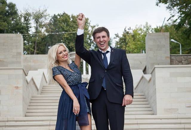 Киртоакэ отметил, что Анишоара сказала, дескать, нужно понять и простить.