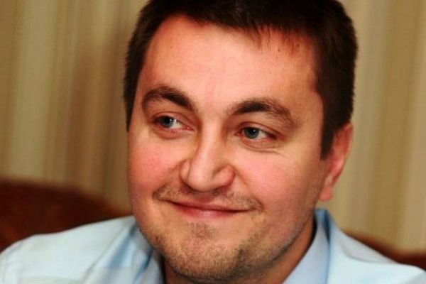 Председатель ЦИК Родика Русу подтвердила, что заявление, подписанное лично Платоном, передано его адвокатами.