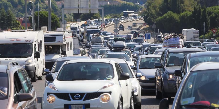 InfoTrafic 08:00: Cele mai aglomerate intersecţii la această oră. Foto: nicematin.com
