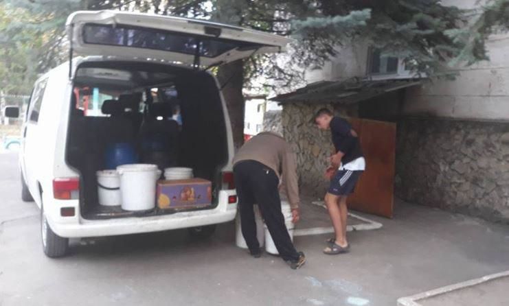Родители столичного детсада обвиняют его сотрудников в краже продуктов.