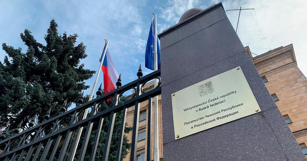 Чехия вернет посла в Москву.