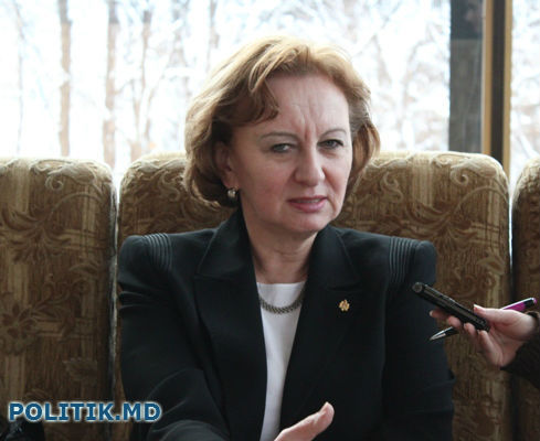Zinaida Greceanîi susține că lacunele din legislația electorală le-au permis contracandidaților săi să speculee. Foto: politik.md