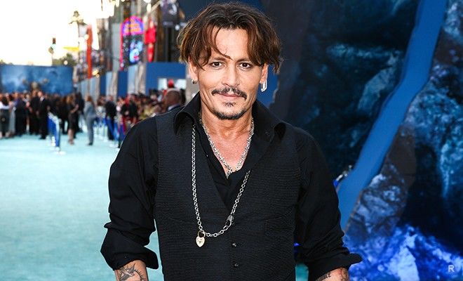 Джонни Депп рассказал, почему ему интересно играть злодеев.