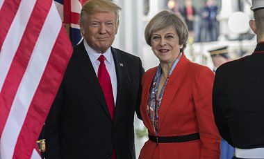Мэй и Трамп призвали Китай оказать давление на КНДР.
