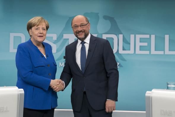 Merkel, preferată de germani în detrimentul lui Schulz. 