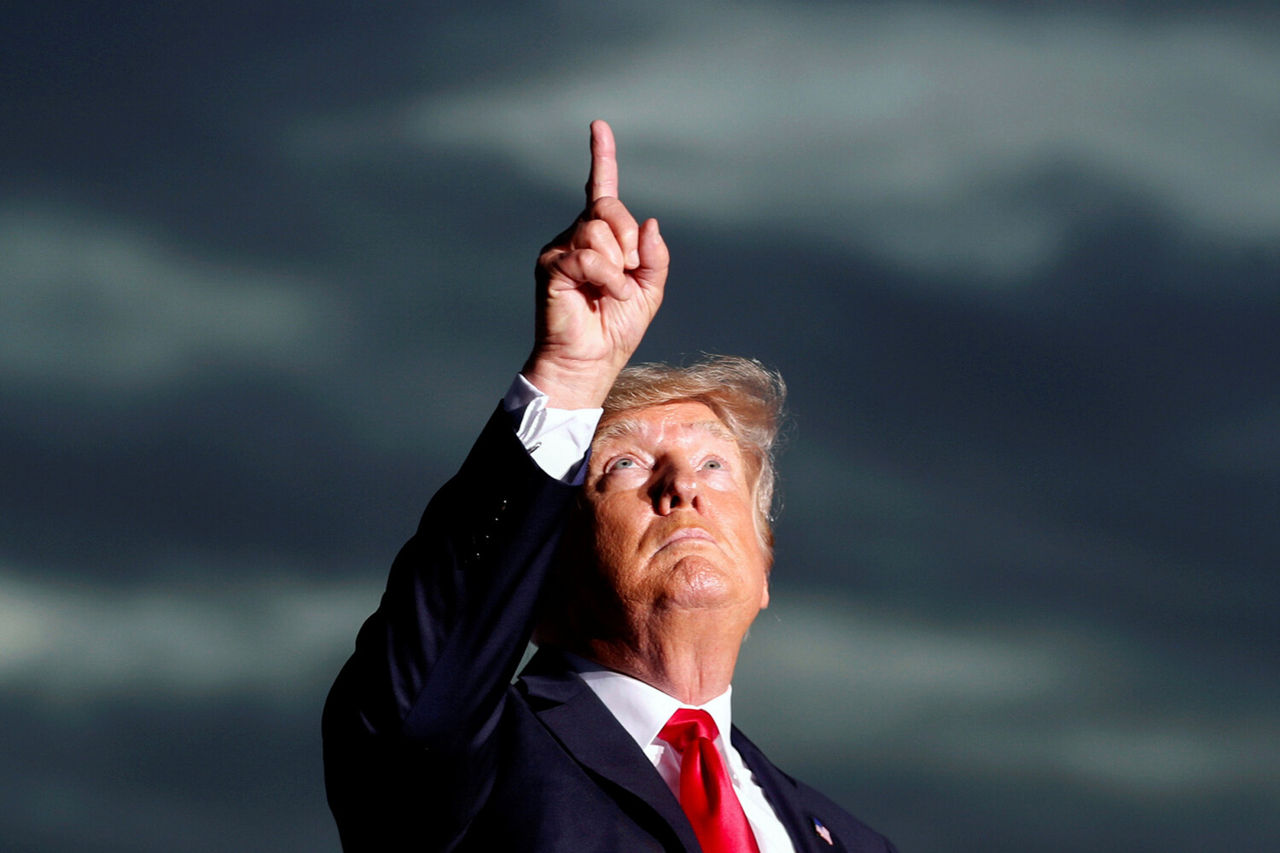 Rolling Stone: Трамп хочет вернуть в США публичные казни через повешение и расстрел.