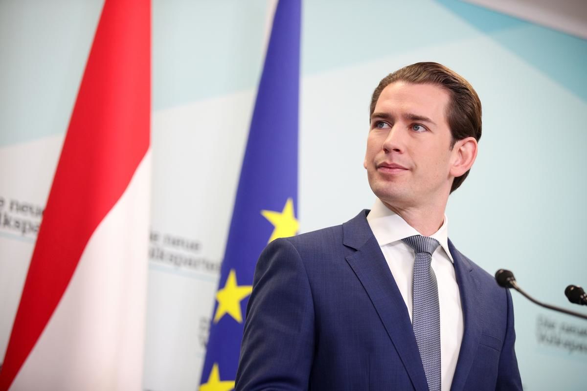 Канцлер Австрии Себастьян Курц заявил о необходимости ограничить миграцию.