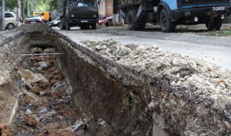 Lucrările la canalizaţia fluvială din strada Nicolae Dimo urmează a fi finisate în decurs de zece zile.
