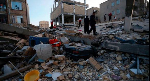 Bilanțul cutremurului devastator din Iran şi Irak: 445 de morți, 7.100 de răniţi.
