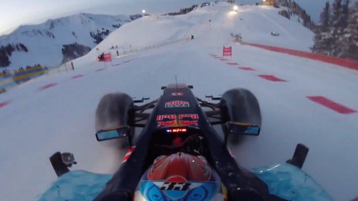 Verstappen a făcut show pe zăpadă la volanul bolidului Red Racing. Foto: publika.md