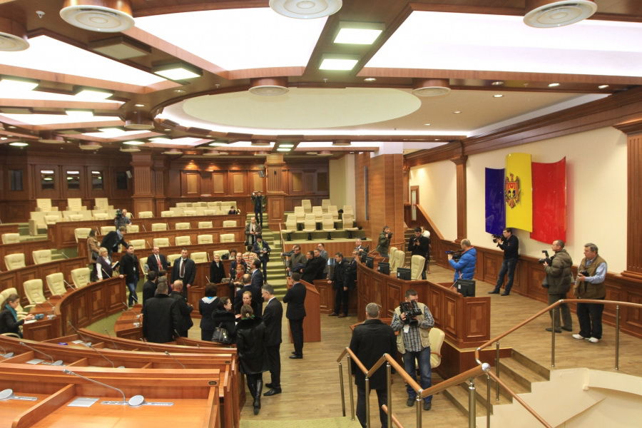 Международная организация призвала органы государственной власти воздержаться от любых насильственных действий. Фото: amnesty.md