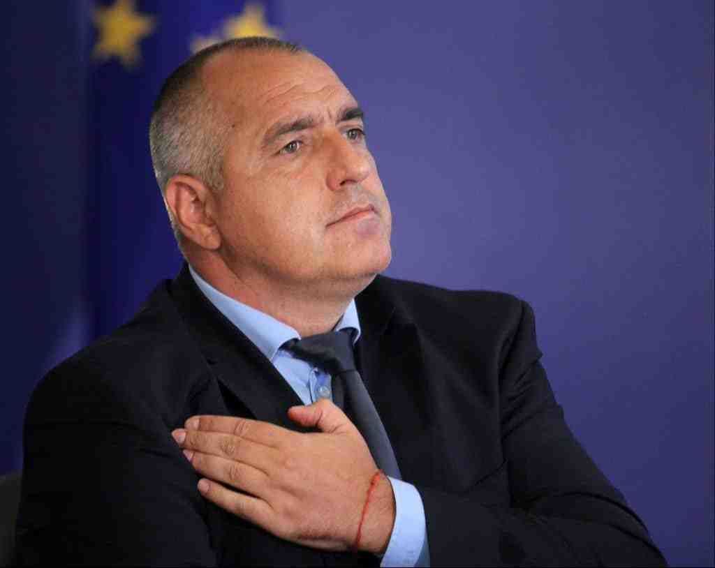 В Болгарии отменят ограничения по коронавирусу.