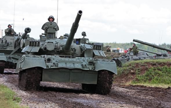 Experții militari americani spun că exercițiul militar se vrea a fi unul de intimidare și amintește de momentele tensionate din timpul Războiului Rece.