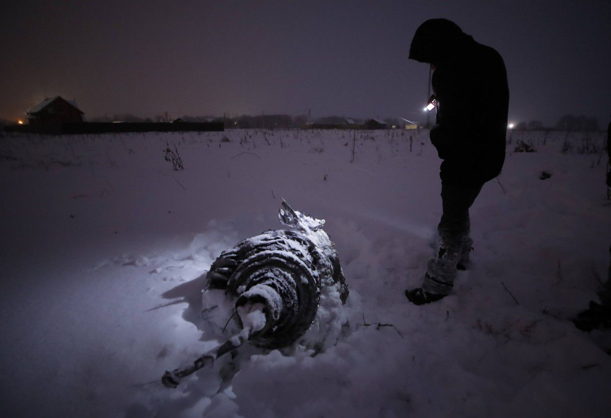Ipotezele prăbușirii avionului din Rusia. Cutia neagră a fost găsită