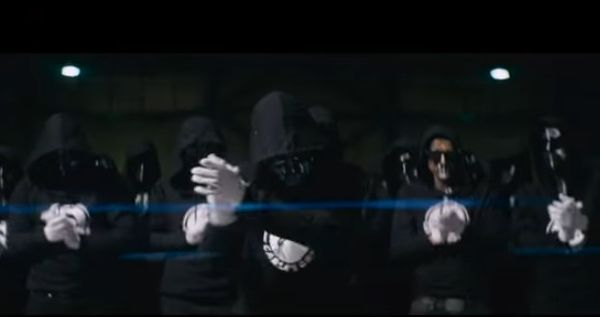 Baietii de la Carla's Dreams au lansat in aceasta dupa amiaza videoclipul la piesa "Ne bucuram in ciuda lor".