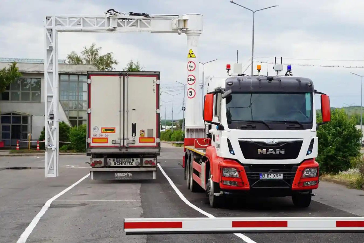 Scanere pentru autovehiculele de mare tonaj, instalate la punctul de control Albița.