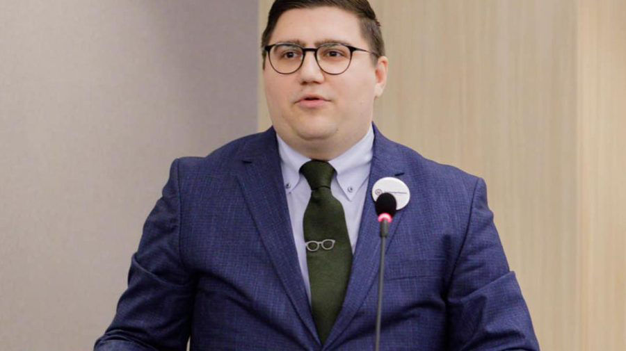 Пресс-секретарь правительства Даниел Водэ.