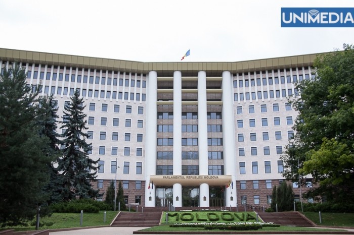 Deputații se reunesc din nou în ședință plenară. Reuninea va avea loc mâine, 28 ianuarie, începând cu ora 12:00.