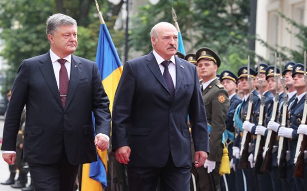 Лукашенко прокомментировал возможное вступление Украины в НАТО.