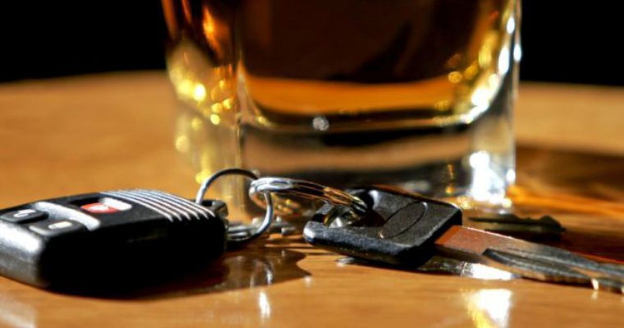 Şofer beat criţă, reţinut de poliţia din Capitală.
