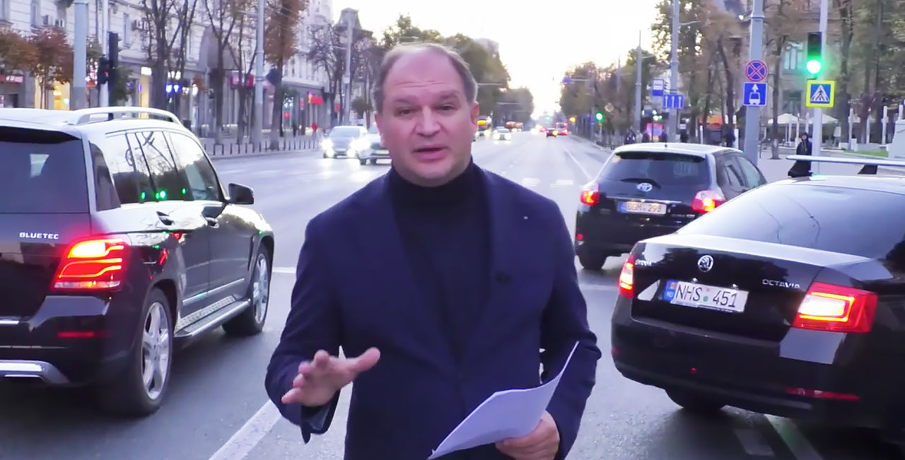 Ион Чебан ненадолго заблокировал движение на одной из улиц столицы.