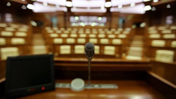В 16.00 Павел Филип представит депутатам свою команду и программу правления. Фото: facebook.com/ParliamentRM