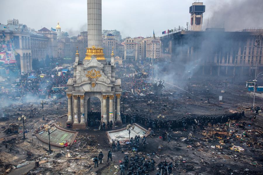 Ранее сами участники протестов в Киеве признавали присутствие иностранных наемников.