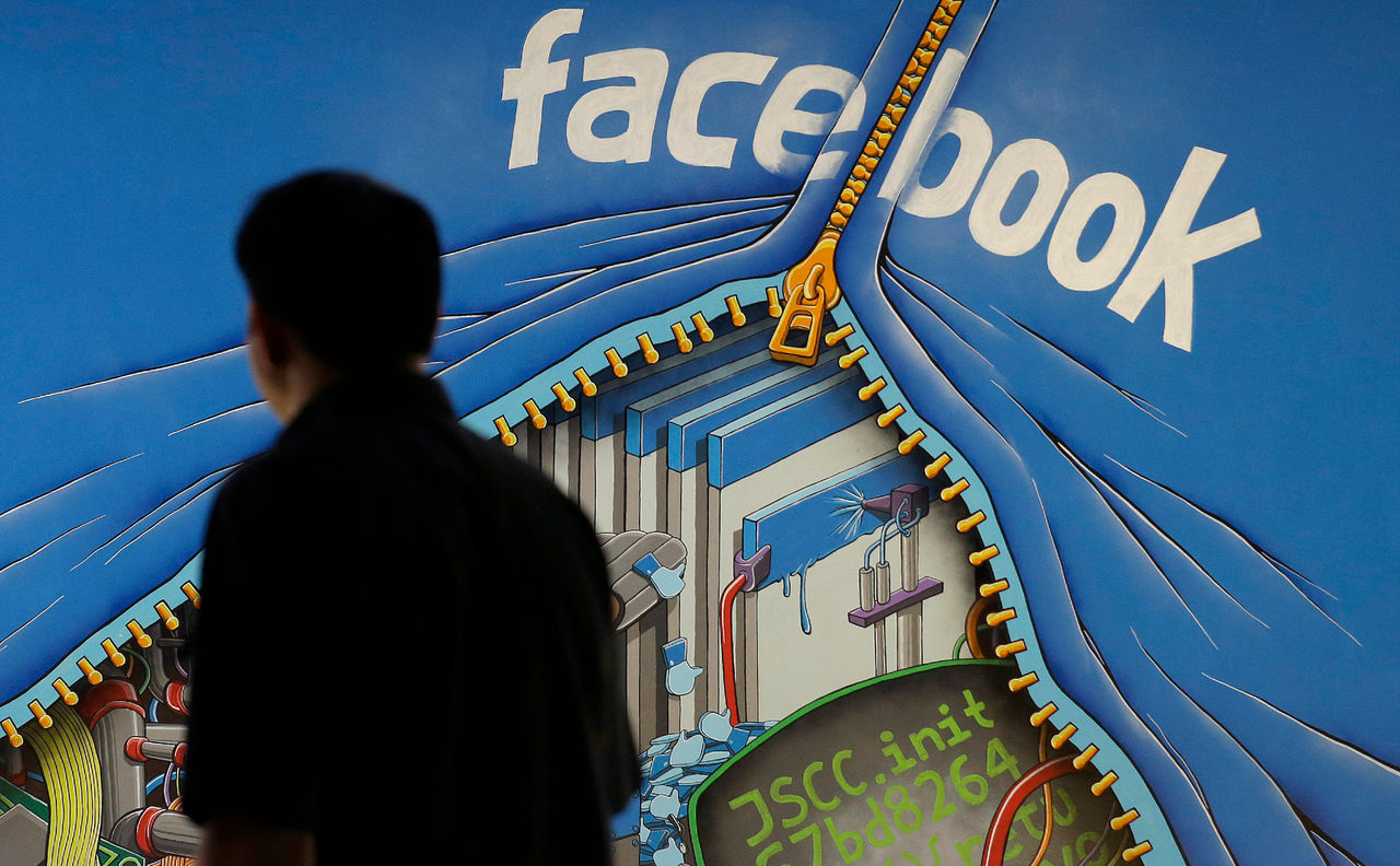 В Facebook заявили о планах создать «Центр прозрачности».