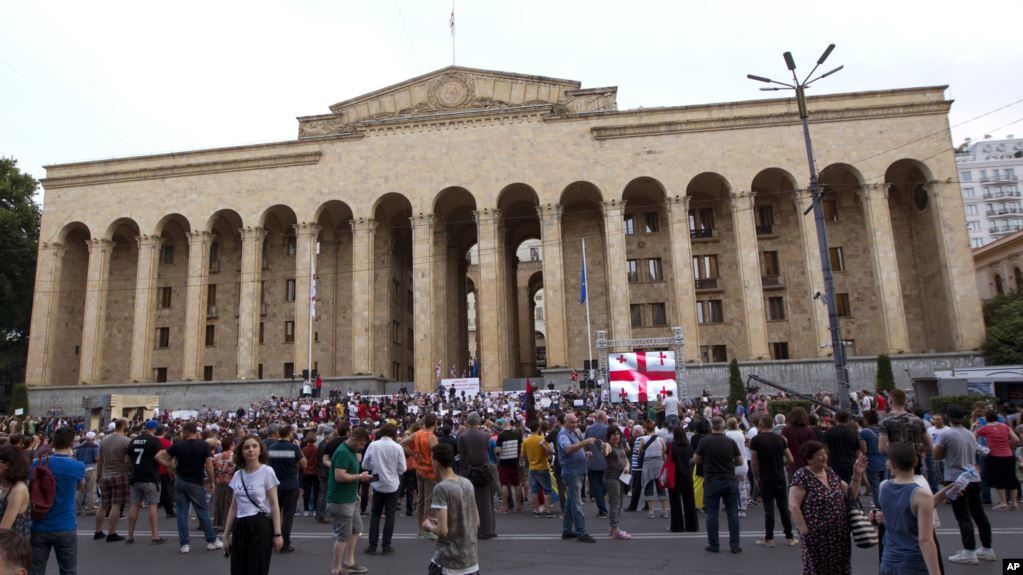 В Грузии пройдет митинг за восстановление прежних отношений с Россией.