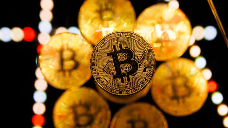 Люксовые бренды присматриваются к оплате криптовалютой на фоне роста Bitcoin.