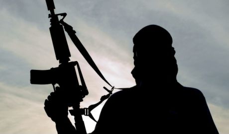 De la recentele tensiuni dintre Arabia Saudită şi Iran până la posibila extindere a Statului Islamic în Libia şi Afganistan, eforturile de a menţine pacea pe planetă par a fi mai mari că niciodată în 2016.