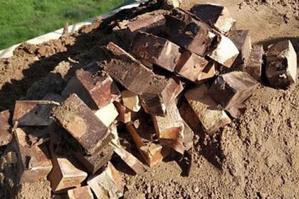 Белорусы более 70 лет ездили по заминированному мосту.