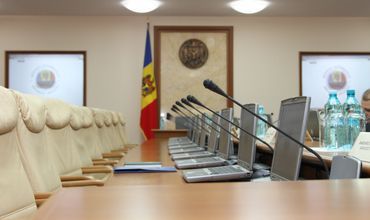 Programul cuprinde la 17 puncte și acordă teoretic prioritate combaterii corupției. Foto: joshotsii.blogspot.com