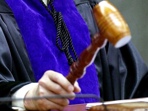 Судьи,  допускающие нарушения, будут получать зарплату на 30% ниже.