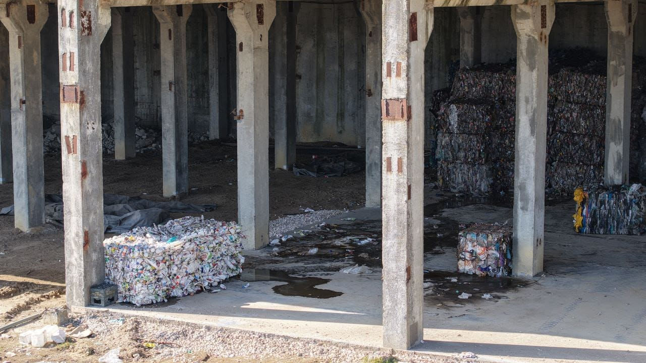 Scandal la Sângera din cauza unui centru de sortare a deșeurilor: Locuitorii amenință cu proteste.
