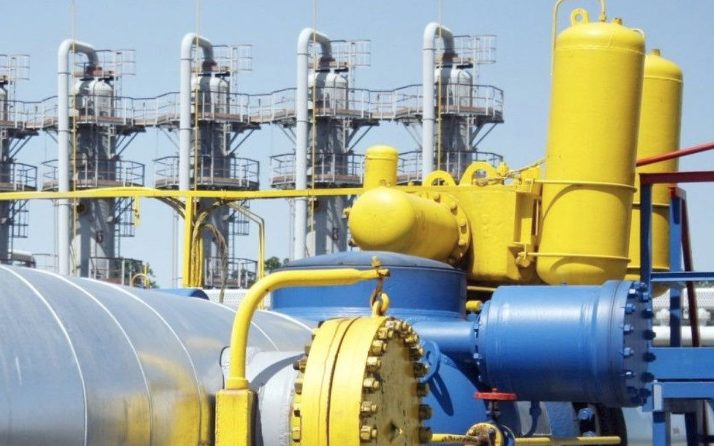 Венгрия и Словакия хотят обсудить прекращение транзита роснефти через Украину.