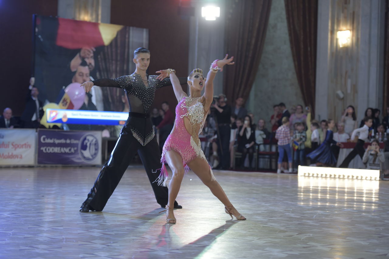 Daniil Porcesco-Gozun și Anastasia Grunzu, campioni europeni la dans latin. 