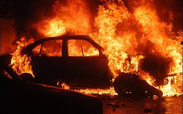 Un bărbat din Cahul a incendiat intenționat un automobil.