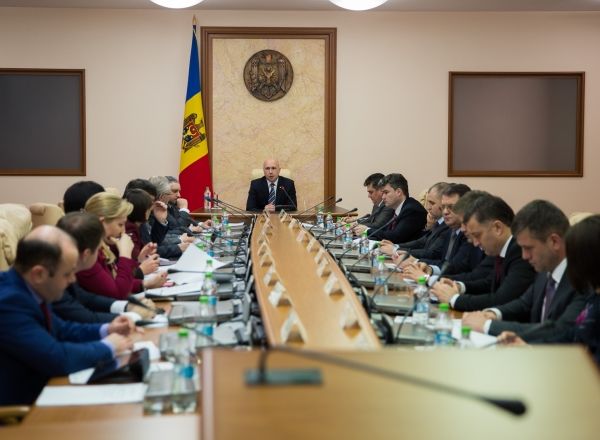 Утверждены поправки в проект бюджетно-налоговой и таможенной политики.