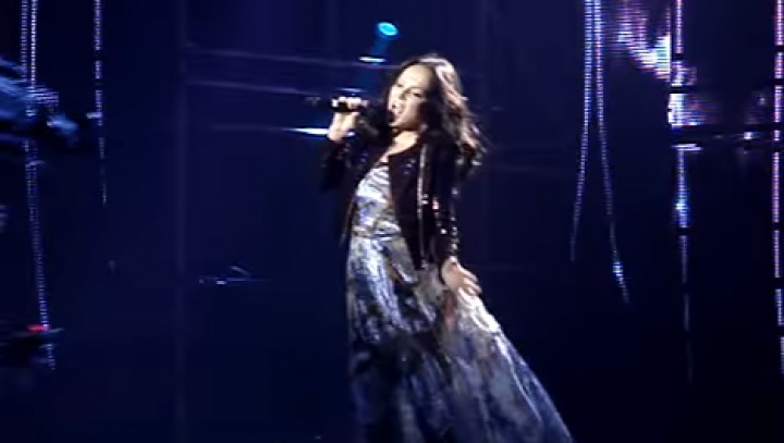 Sofia Rotaru s-a împiedicat și a căzut în timpul concertului. 
