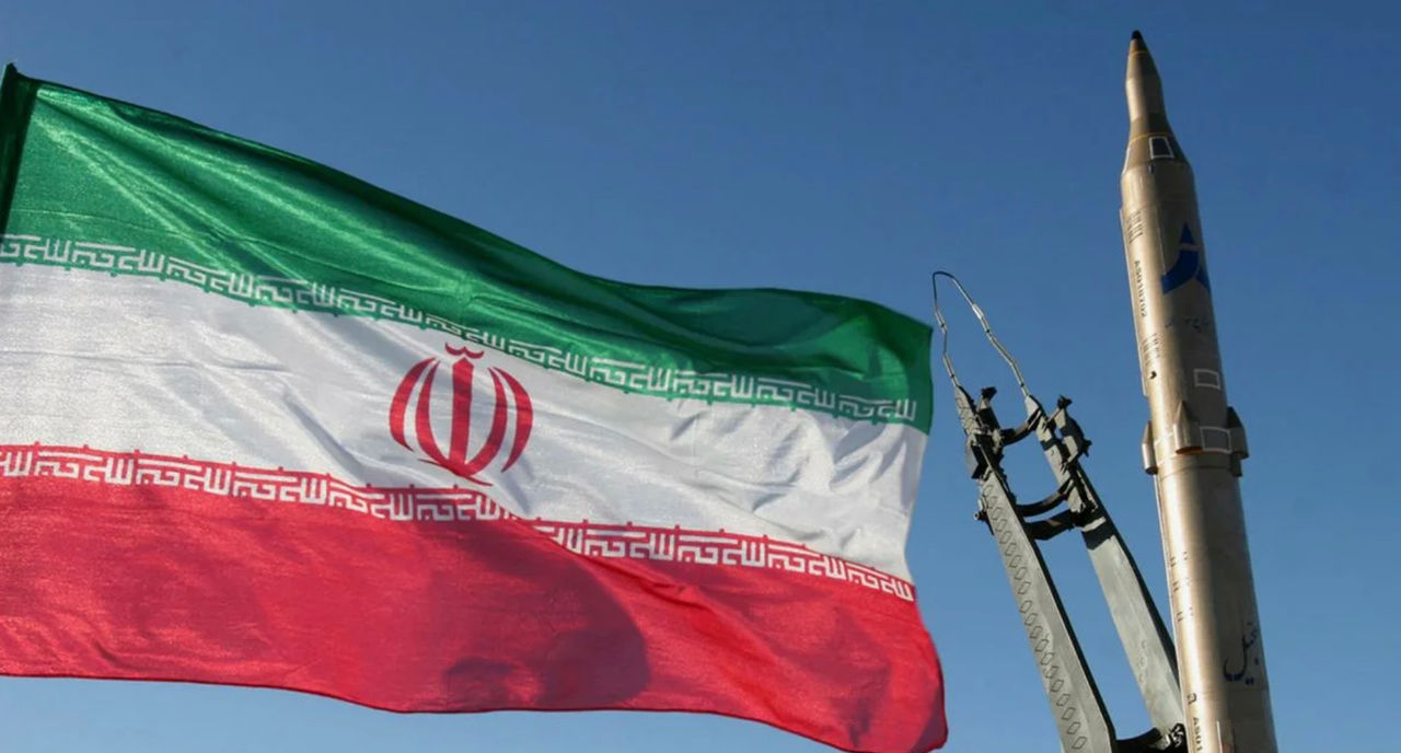 Iranul anunță intenția de a-și continua dezvoltarea programului nuclear.