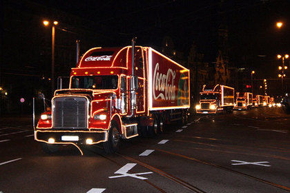 Новогодний грузовик Coca-Cola признали локомотивом ожирения.
